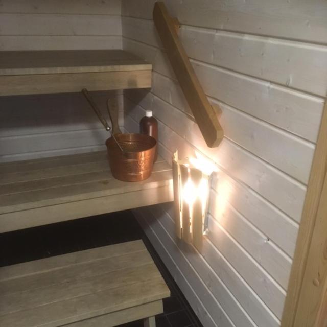 Kansakoulu Vastanfjard Exterior foto